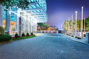 5 Reasons to Revamp Your LED Outdoor Lighting Design